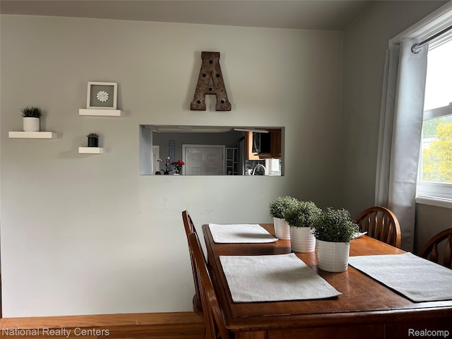 30664 Burlington St, Westland, MI 48186 - view of dining area