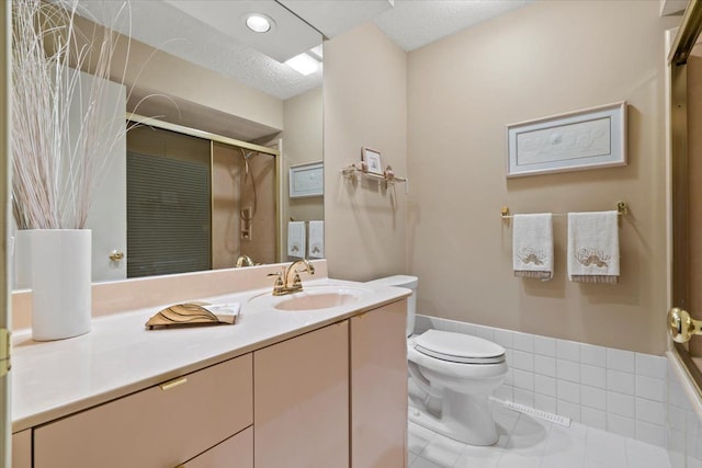5080 Kitson Ln, West Bloomfield, MI 48324 - full bath featuring tile patterned floors, a stall shower, vanity, toilet, and a textured ceiling