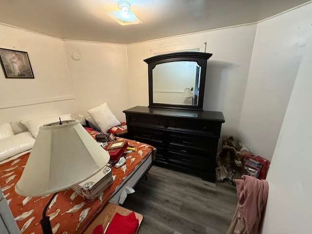 1917 16th St, Port Huron, MI 48060 - bedroom featuring wood finished floors