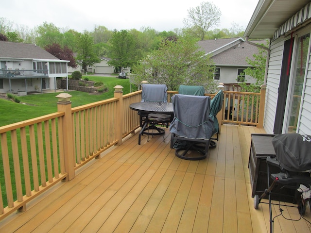 2625 Rolling Ridge Ln NW, Grand Rapids, MI 49534 - deck with a yard