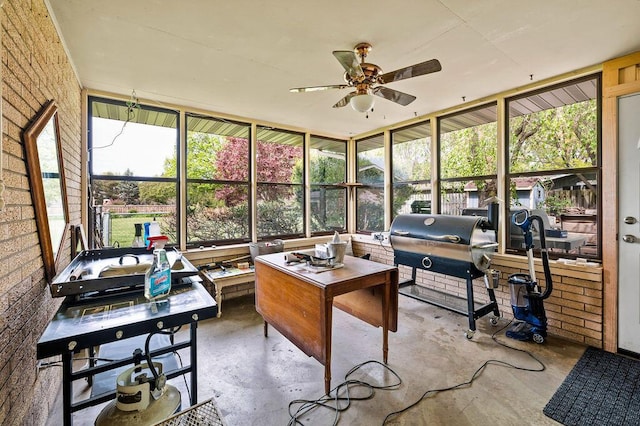 2655 Tanbark Trl, Saint Joseph, MI 49085 - sunroom / solarium featuring a ceiling fan and an outdoor hangout area