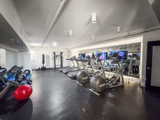 533 E Harrison Ave Unit 18, Royal Oak, MI 48067 - view of exercise room