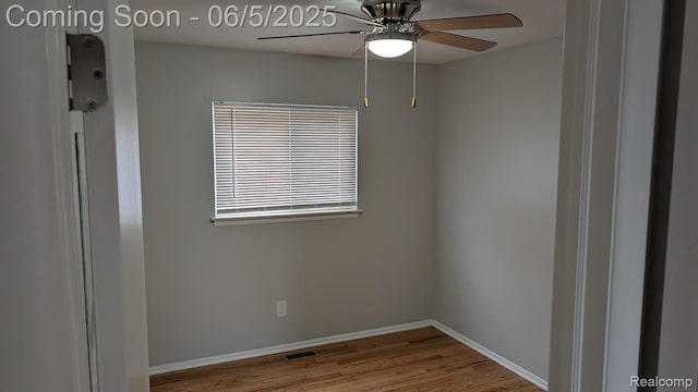 11657 Engleman Rd, Warren, MI 48089 - unfurnished room featuring ceiling fan, wood finished floors, and baseboards