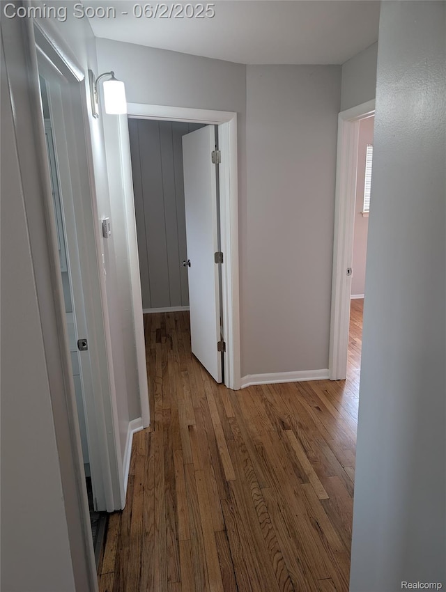 11657 Engleman Rd, Warren, MI 48089 - hallway featuring wood finished floors and baseboards