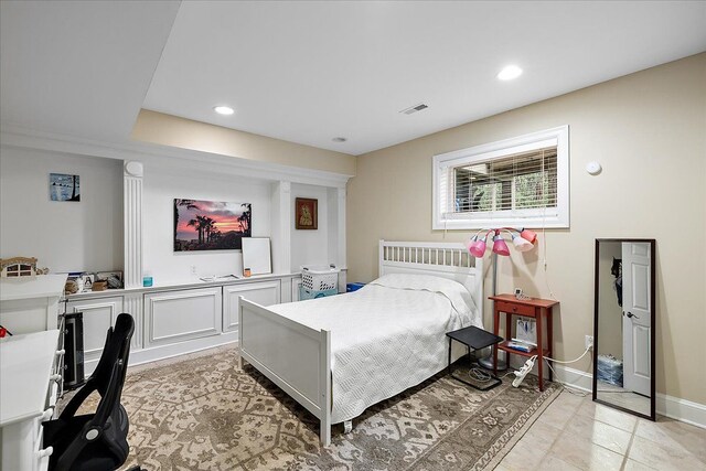 4735 Oakhurst Ridge Rd, Clarkston, MI 48348 - bedroom with recessed lighting and baseboards