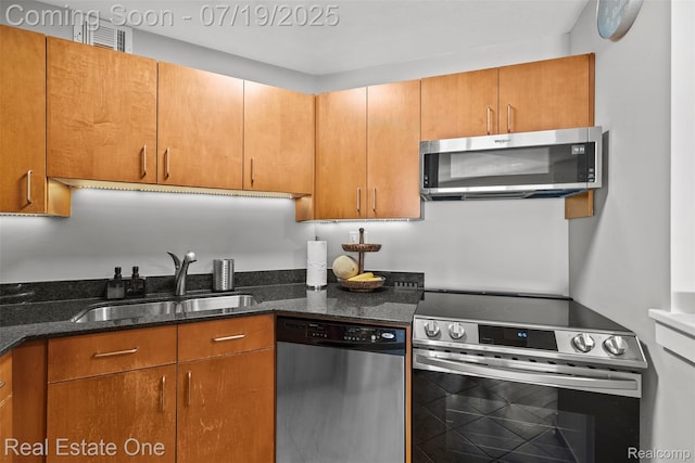 1001 W Jefferson Ave Unit 24D, Detroit, MI 48226 - photo 7