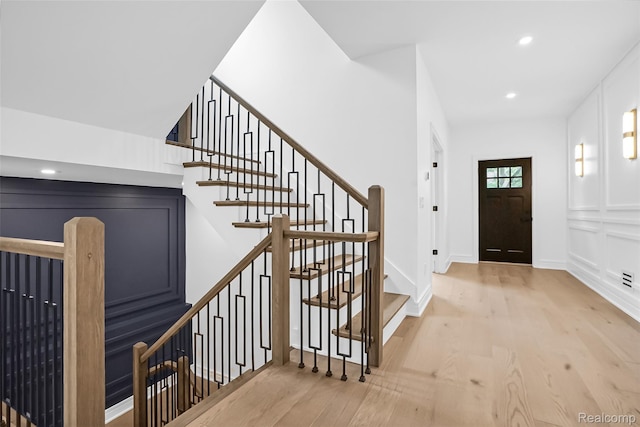 227 W Houstonia Ave, Royal Oak, MI 48073 - foyer with light wood finished floors, recessed lighting, baseboards, and stairway