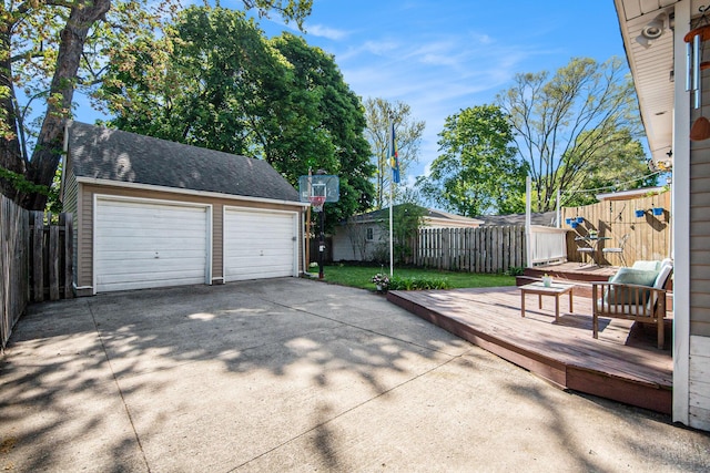 detached garage with fence