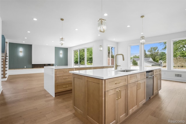 4112 Elmhurst Ave, Royal Oak, MI 48073 - kitchen with a sink, a large island with sink, dishwasher, light wood-style flooring, and recessed lighting
