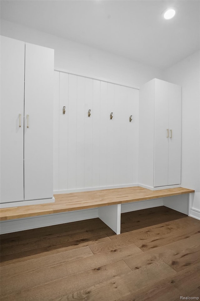 4112 Elmhurst Ave, Royal Oak, MI 48073 - mudroom featuring wood finished floors, baseboards, and recessed lighting