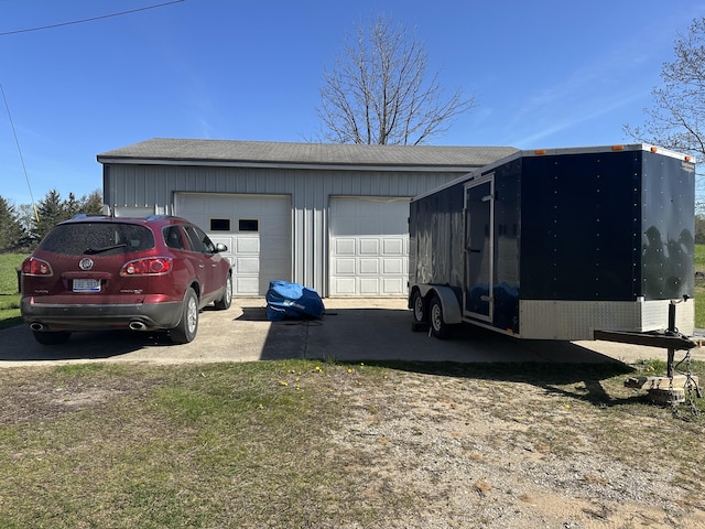 5342 E Fountain Rd, Fountain, MI 49410 - view of garage