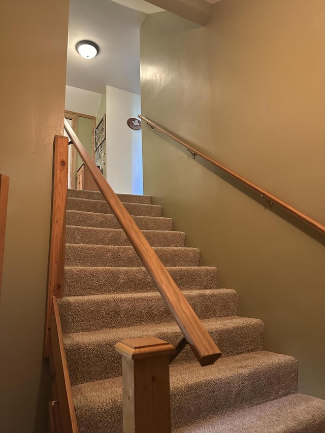 5342 E Fountain Rd, Fountain, MI 49410 - view of staircase