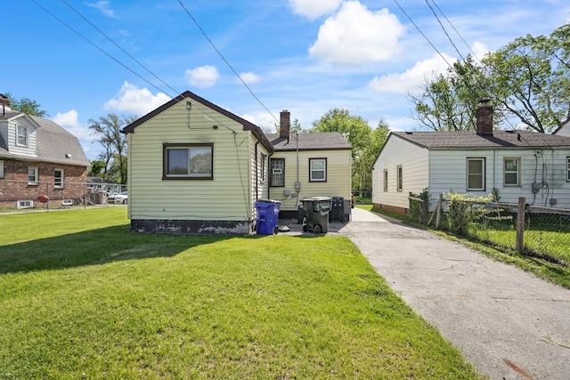 19433 Fenmore St, Detroit, MI 48235 - view of front of home with driveway