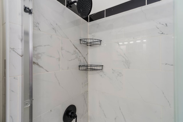 1526 S Gulley Rd, Dearborn Heights, MI 48125 - bathroom view of a shower