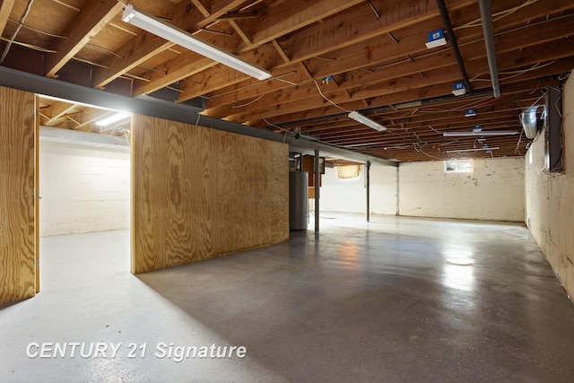 1415 Coolidge Ave, Saginaw, MI 48638 - basement featuring water heater