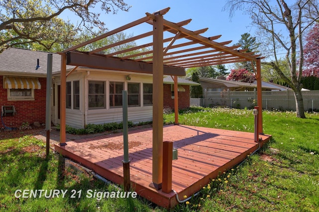 1415 Coolidge Ave, Saginaw, MI 48638 - deck with a pergola