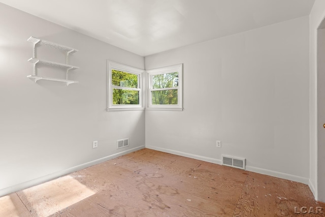 601 N Occidental Rd, Tecumseh, MI 49286 - empty room featuring baseboards