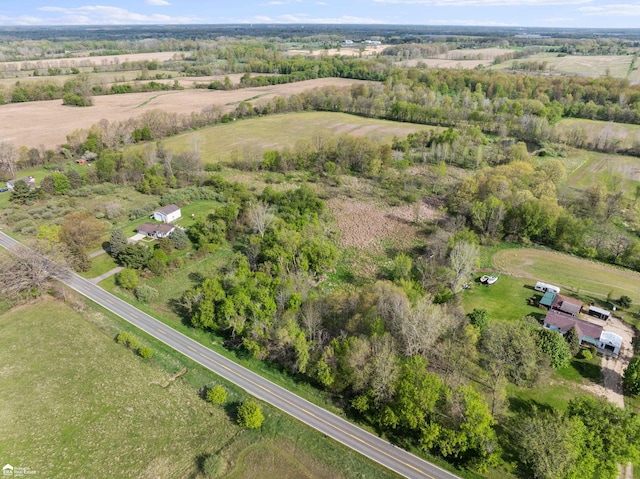 1611 E Bennington Rd, Owosso, MI 48867