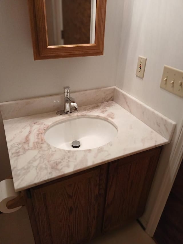 3531 E Commerce Rd, Commerce Twp, MI 48382 - bathroom with vanity