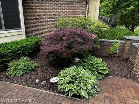 3531 E Commerce Rd, Commerce Twp, MI 48382 - view of yard