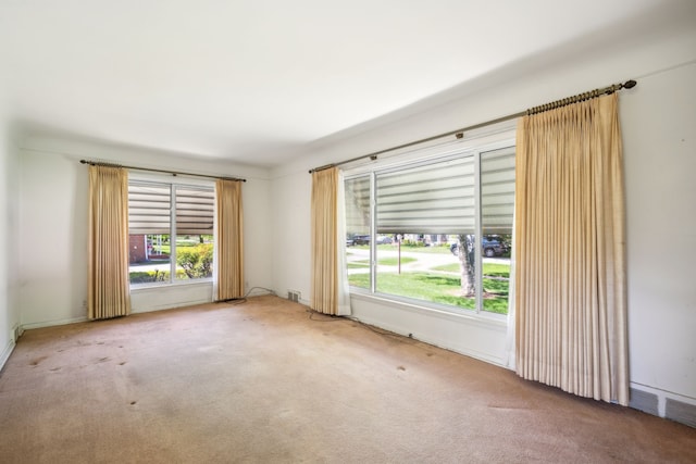 13970 Crosley, Redford, MI 48239 - carpeted empty room with baseboards