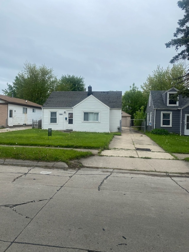 26620 Belleair St, Roseville, MI 48066 - photo 1
