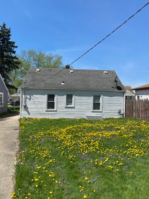 26620 Belleair St, Roseville, MI 48066 - photo 2