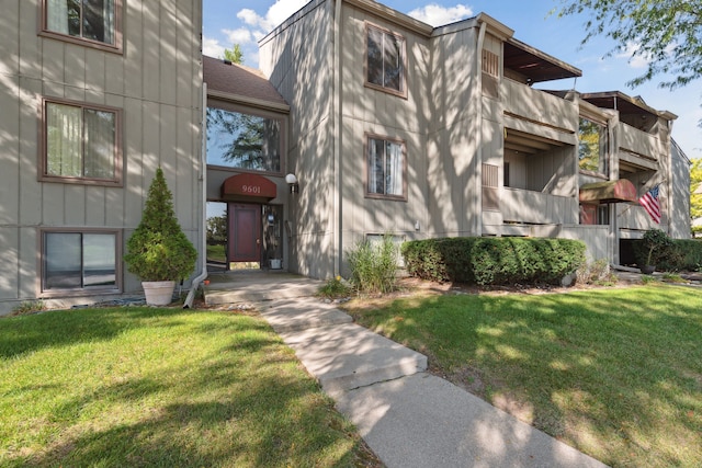 9601 Bayview Dr # 301, Ypsilanti, MI 48197 - view of building exterior