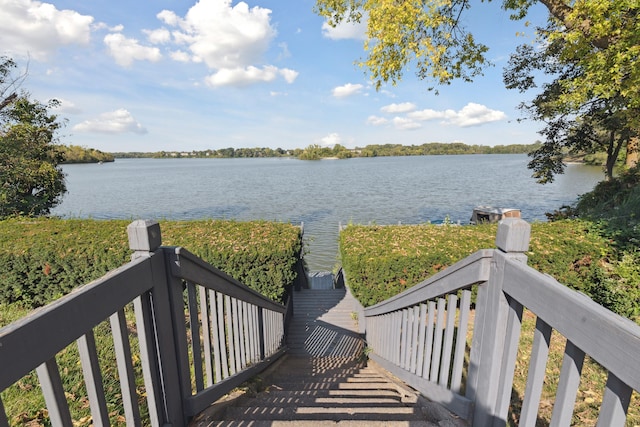9601 Bayview Dr # 301, Ypsilanti, MI 48197 - water view