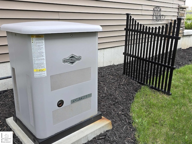 465 Edgewood Pass, Fenton, MI 48430 - exterior view of a power unit