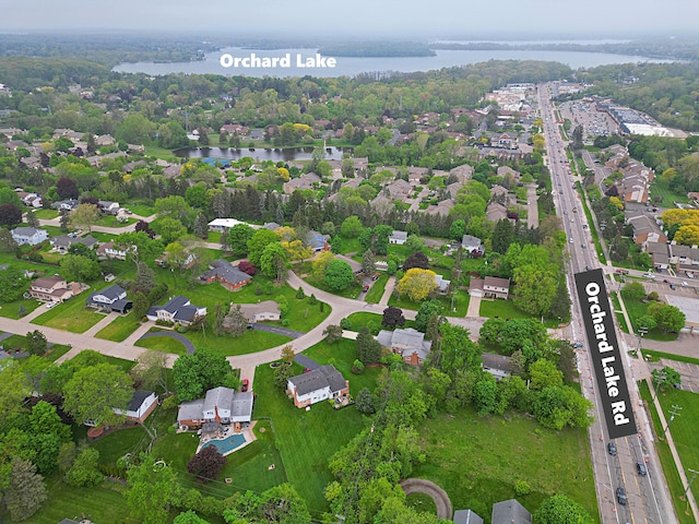 4003 Old Dominion Dr, West Bloomfield, MI 48323 - aerial perspective of suburban area featuring a large body of water and a highway