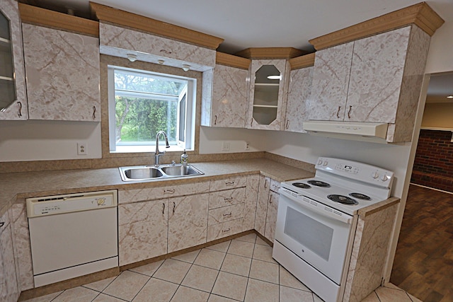 4003 Old Dominion Dr, West Bloomfield, MI 48323 - kitchen with white appliances, a sink, range hood, light countertops, and glass insert cabinets