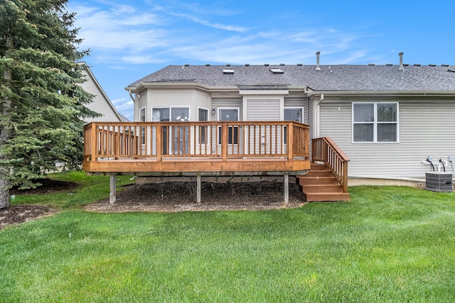 860 Woodhaven Dr, Commerce Twp, MI 48390 - rear view of property featuring a deck, a lawn, and roof with shingles