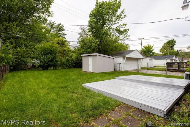 20484 Roscommon St, Harper Woods, MI 48225 - view of yard featuring a deck
