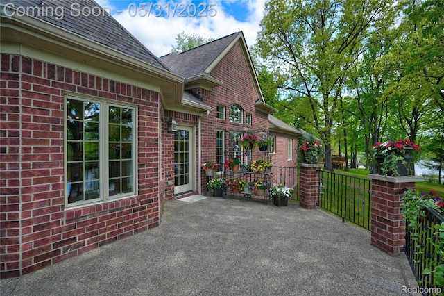 3074 Pond Rd, Leonard, MI 48367 - view of patio