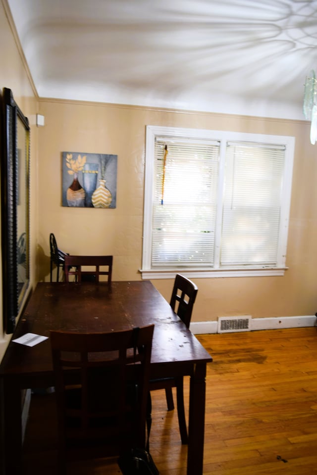 10039 Mark Twain St, Detroit, MI 48227 - dining room featuring wood finished floors and baseboards