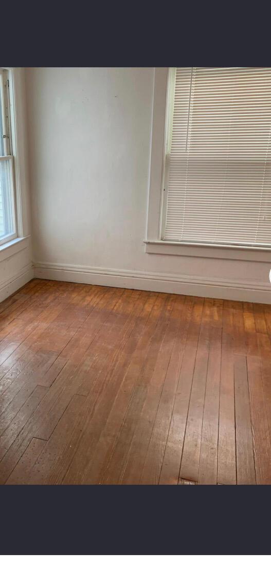 522 N Main St, Ann Arbor, MI 48104 - unfurnished room with hardwood / wood-style flooring and baseboards