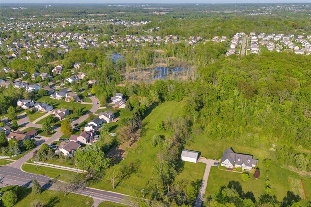 25100 Martindale Rd, South Lyon, MI 48178