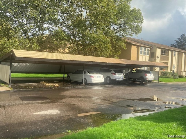 27915 Berrywood Ln Unit 72, Farmington Hills, MI 48334 - view of covered parking lot