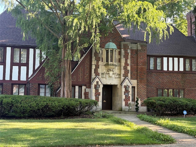 1735 Lincolnshire Dr, Detroit, MI 48203 - photo 1