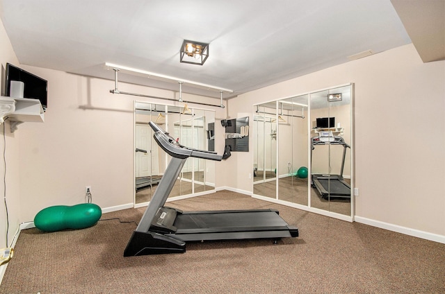2200 Clearwood, Shelby Twp, MI 48316 - workout room featuring baseboards and carpet