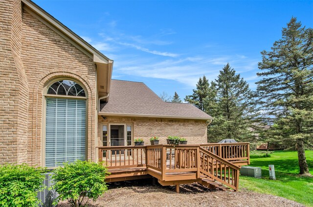 2200 Clearwood, Shelby Twp, MI 48316 - wooden terrace featuring a yard