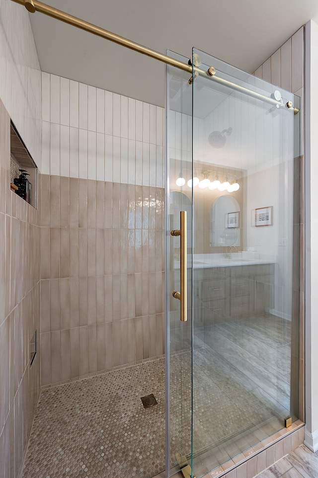 346 Quartz Way, White Lake, MI 48386 - bathroom with a stall shower