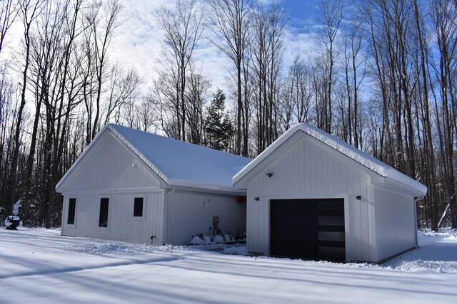 20651 E Trails End Trl, Interlochen, MI 49643