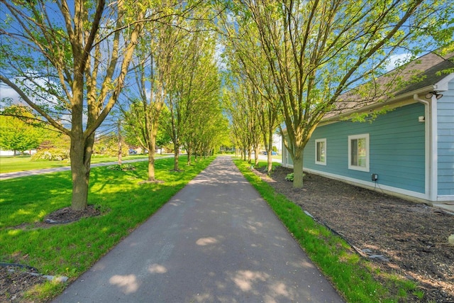 32630 Jefferson Ave, Saint Clair Shores, MI 48082 - view of home's community with a yard