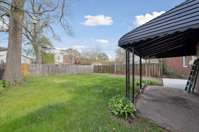 view of yard with a patio