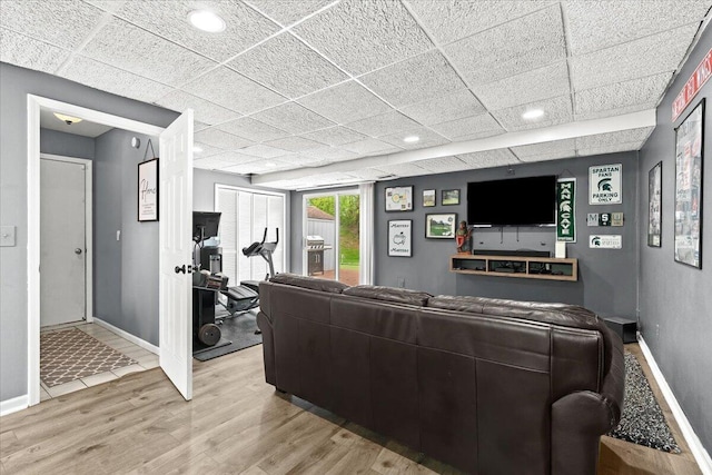 2694 Driftwood Dr, Waterford, MI 48329 - living area with baseboards, light wood-type flooring, and recessed lighting
