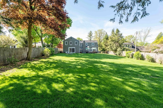 950 W Lincoln St, Birmingham, MI 48009 - view of yard