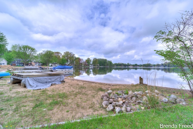 2551 Mayo Dr, Fremont, MI 49412 - water view