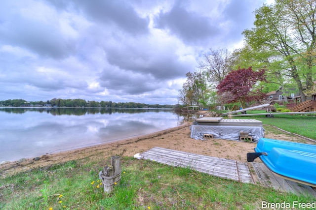 2551 Mayo Dr, Fremont, MI 49412 - water view